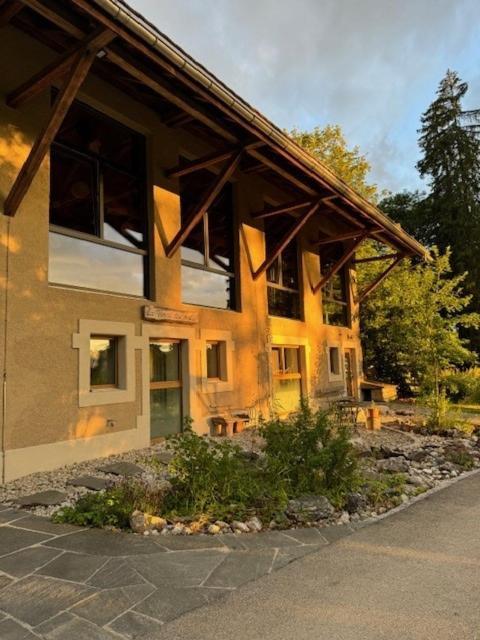 La Ferme Des Aretes Bed & Breakfast La Chaux De Fonds Eksteriør bilde